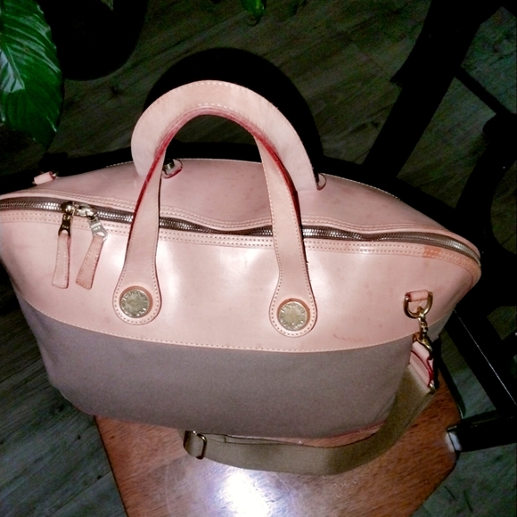 Dooney & Bourke unisex XL cabriolet weekender travel bag tote carry on - Picture 4 of 17